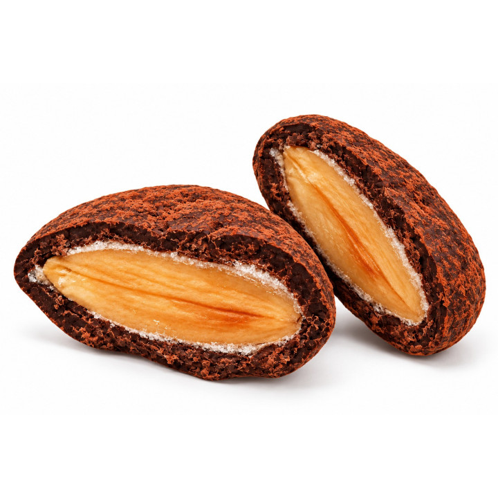 Amande chocolatée en deux moitiés